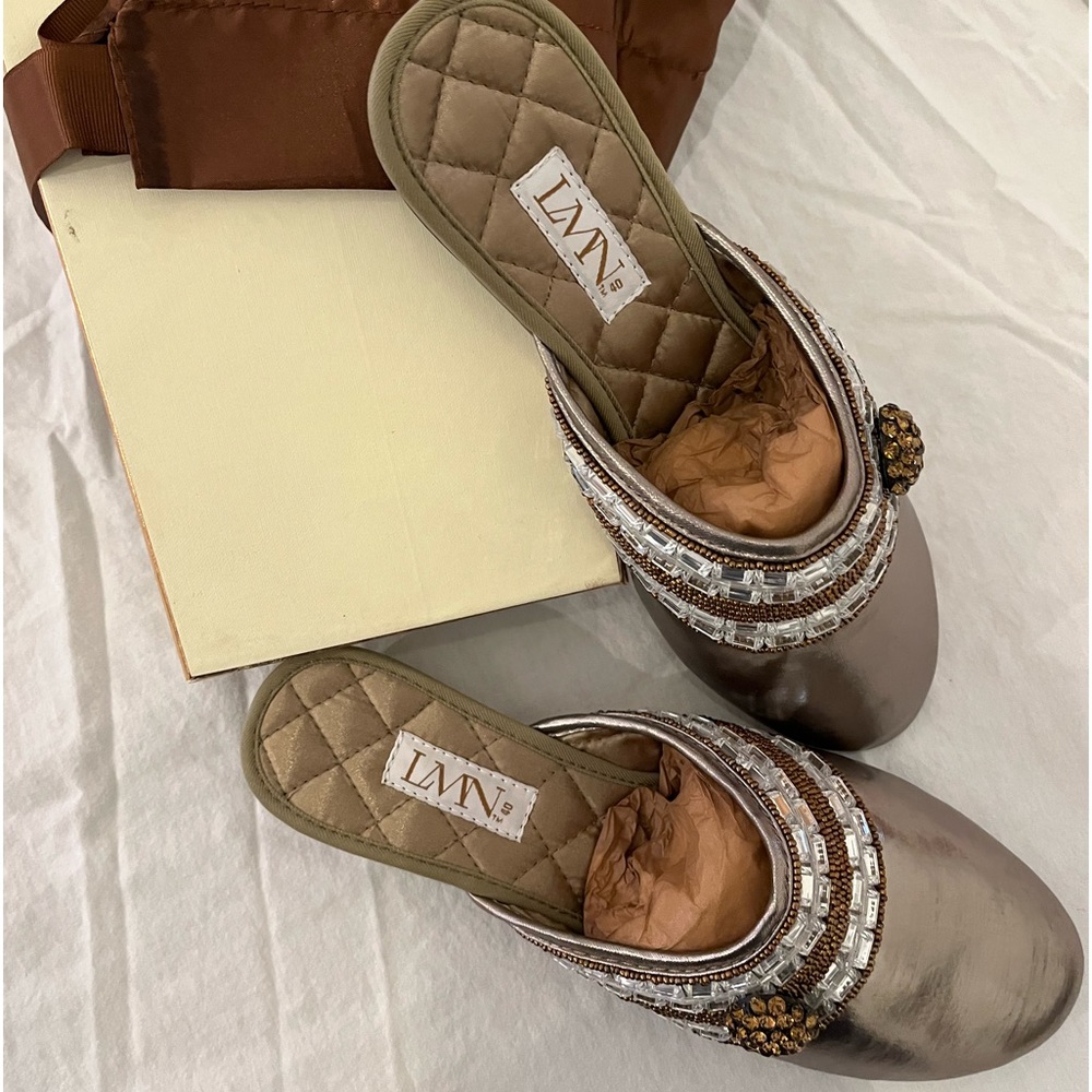 New Luxe Me Now Bronze Lurex Slippers Size 40 EU or 8.5 U.S.